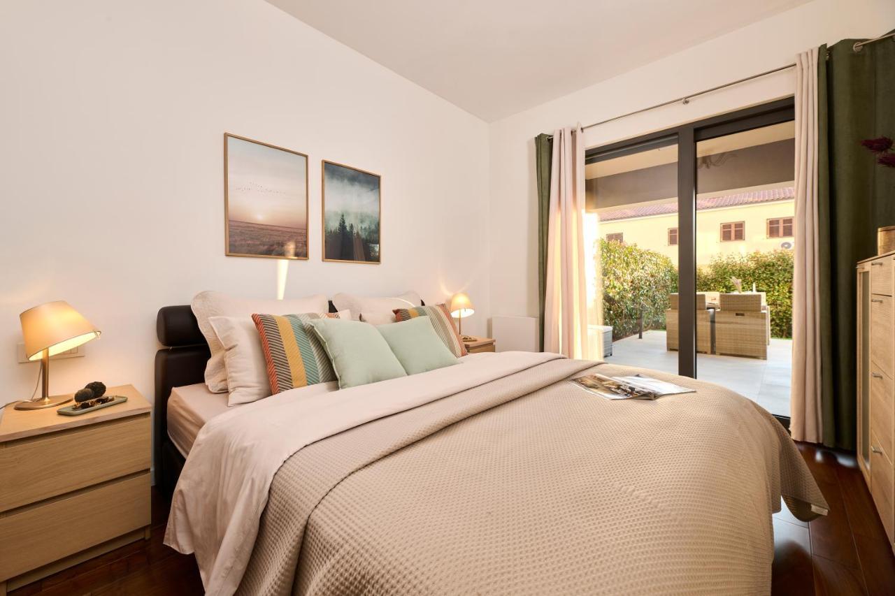 Spada Brand New Apartment With Garden 3 Min From Beach! Poreč Extérieur photo
