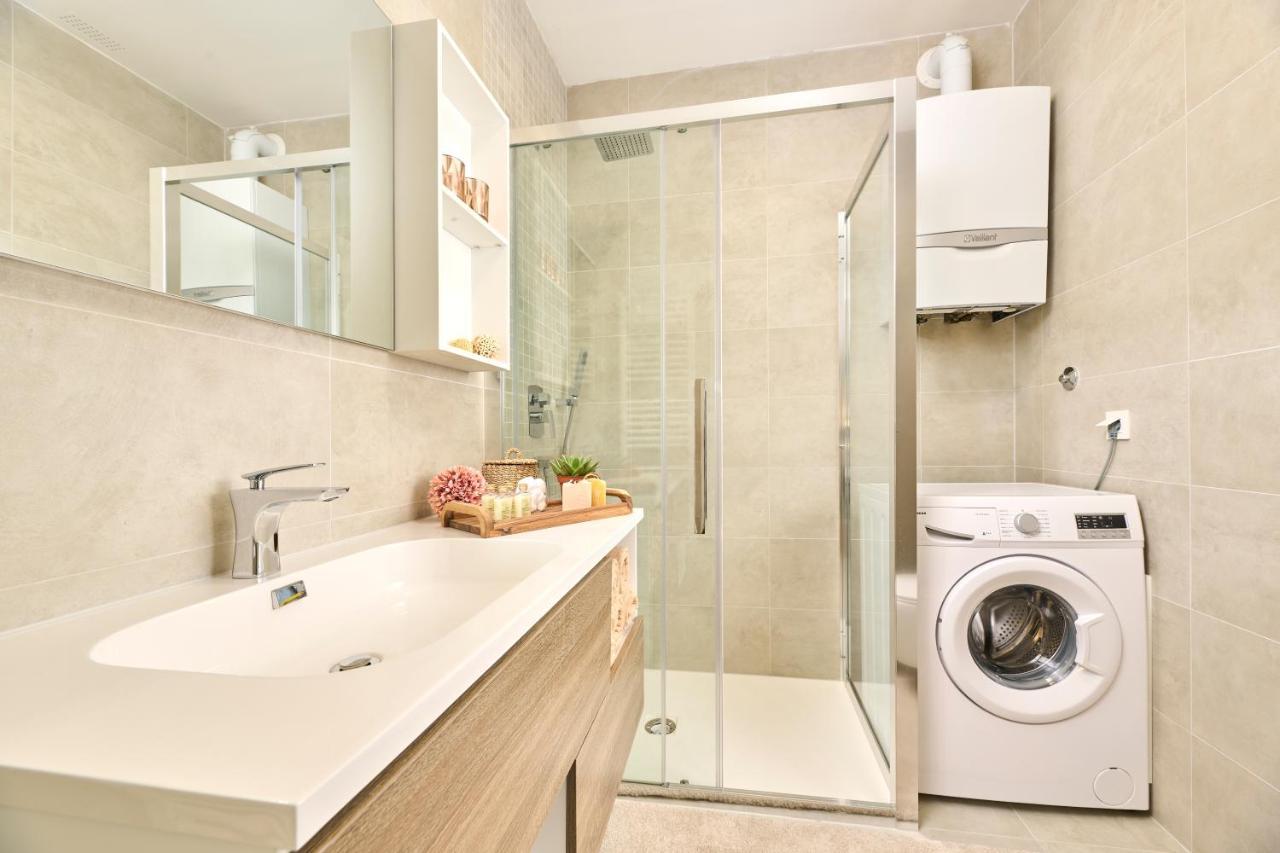 Spada Brand New Apartment With Garden 3 Min From Beach! Poreč Extérieur photo
